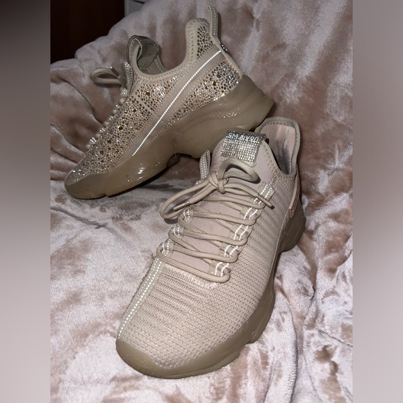 Steve Madden Shoes - STEVE MADDEN